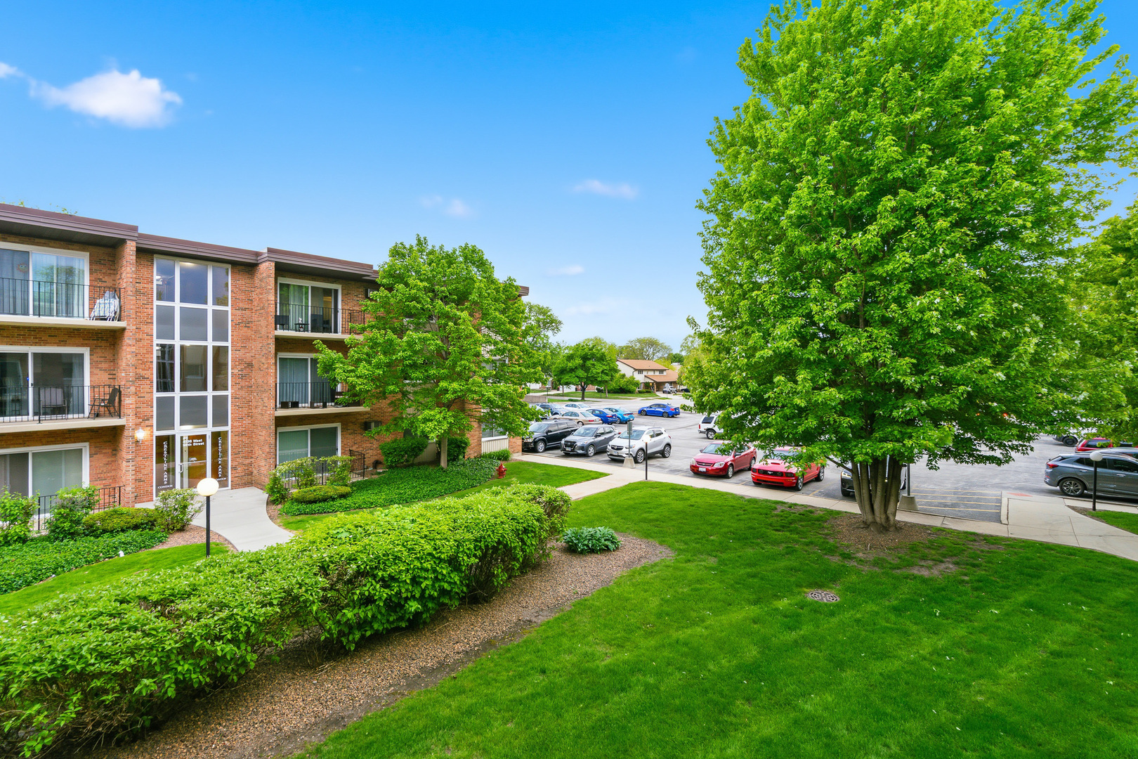 9725 S Keeler Avenue #6-209, Oak Lawn, IL 60453