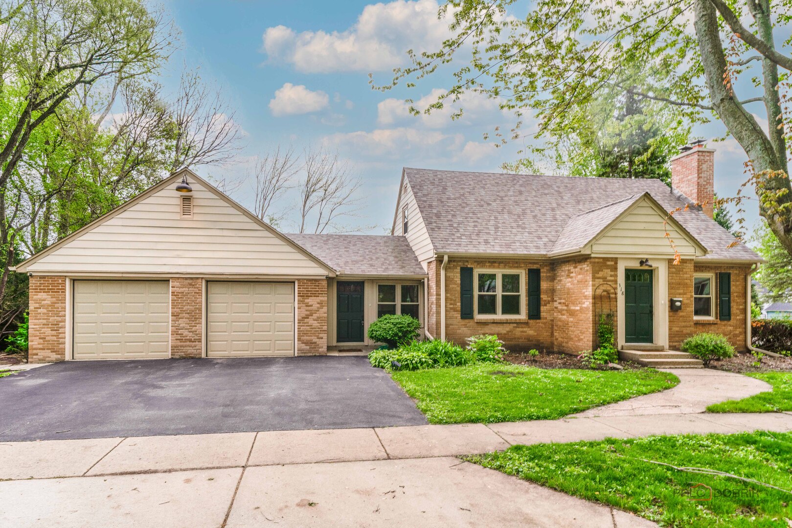 318 2nd Avenue, Libertyville, IL 60048