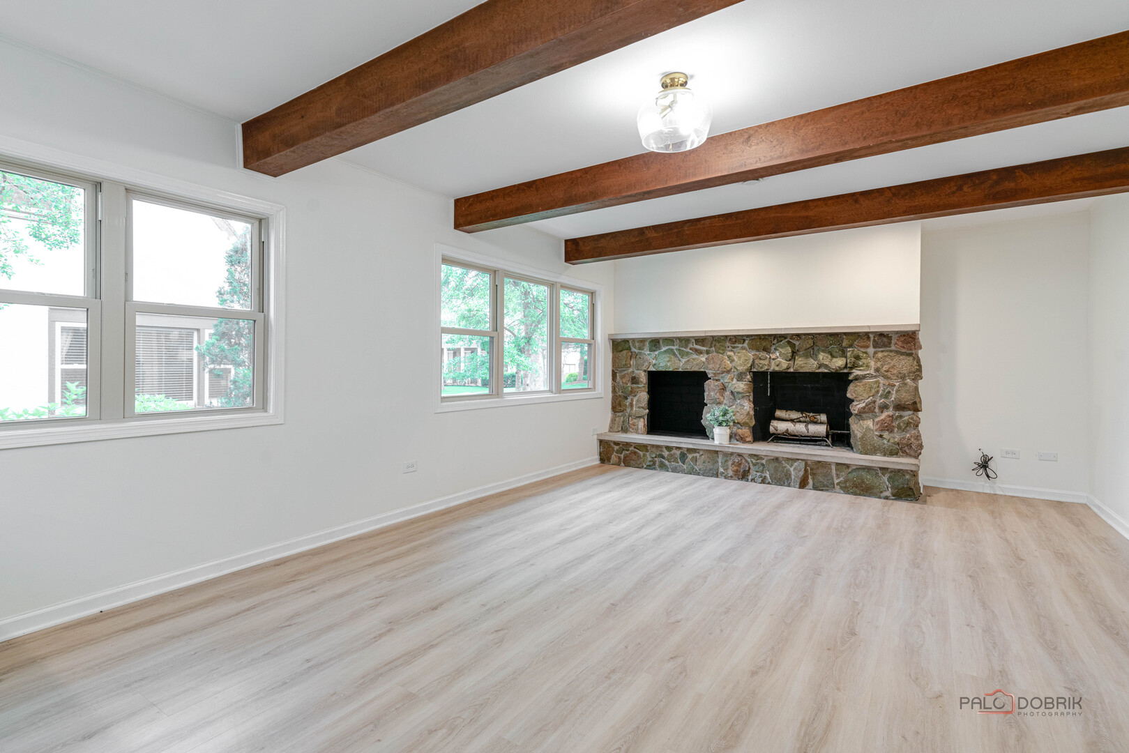 318 2nd Avenue, Libertyville, IL 60048
