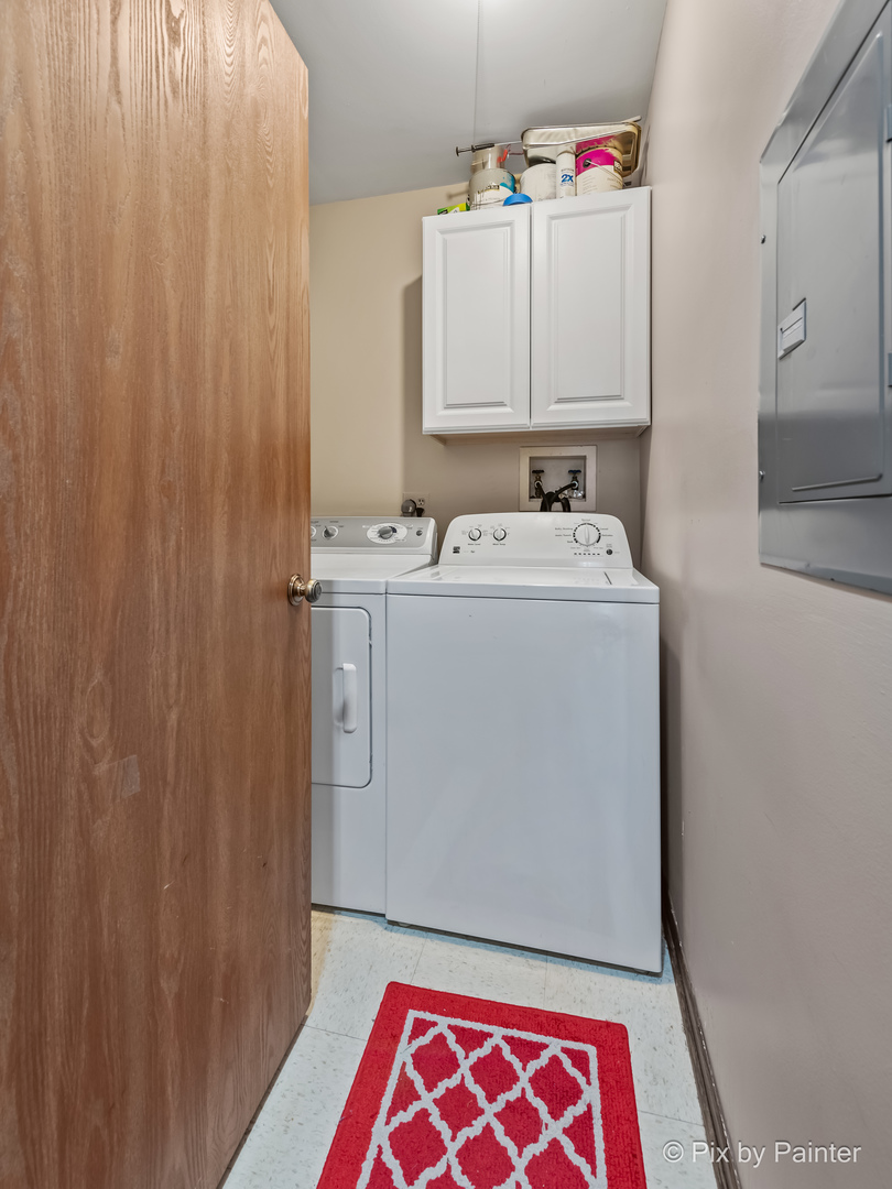 1354 N Sterling Avenue #103, Palatine, IL 60067
