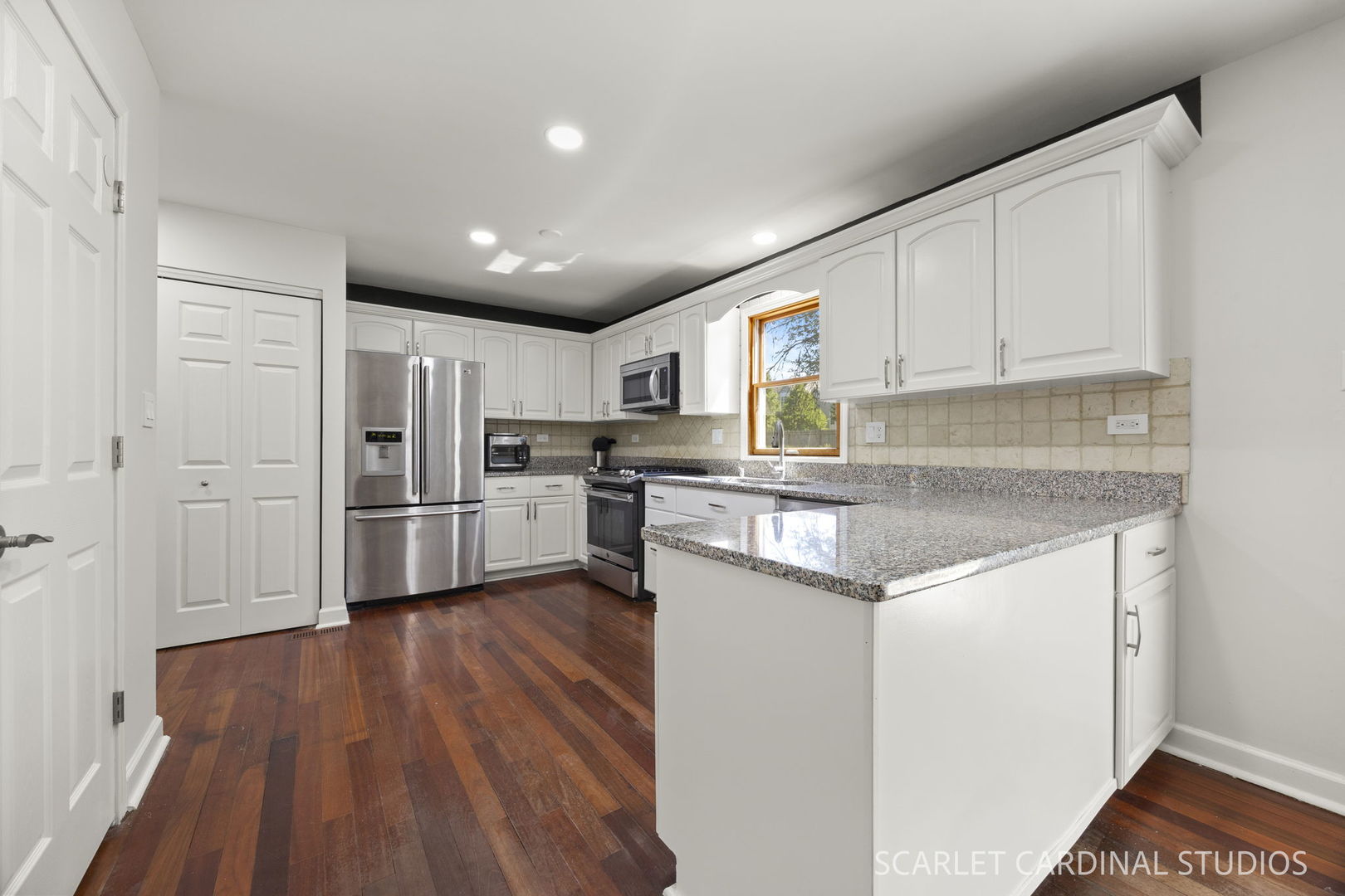 535 Chester Court, Aurora, IL 60504