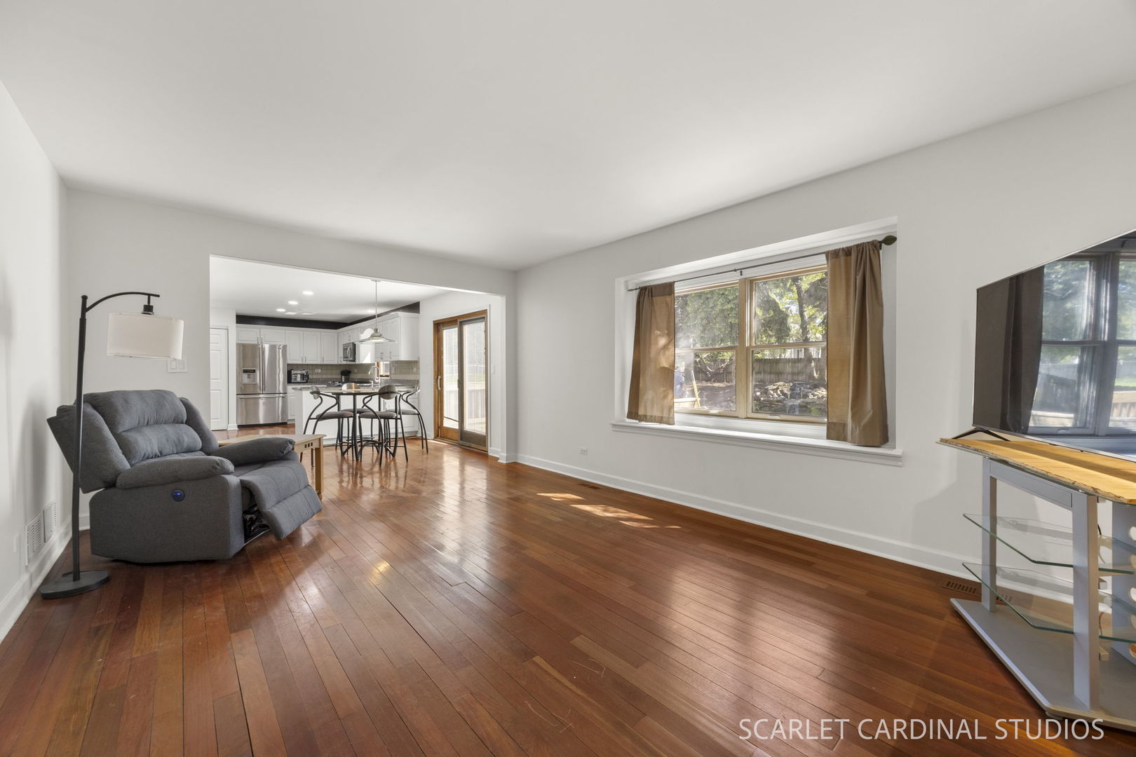 535 Chester Court, Aurora, IL 60504