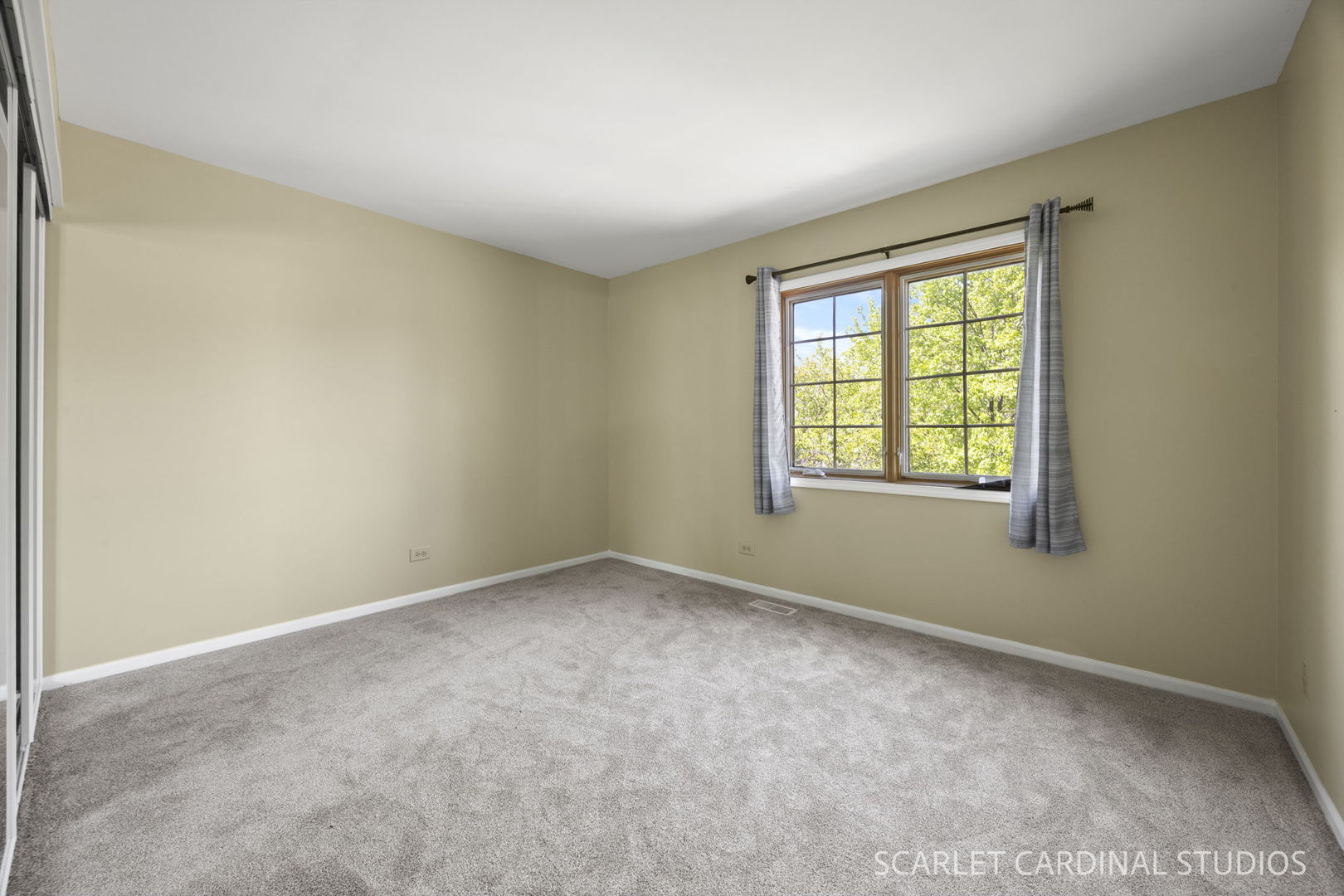 535 Chester Court, Aurora, IL 60504