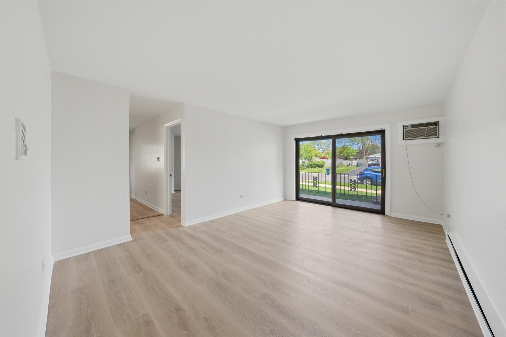 11810 S Komensky Avenue #102, Alsip, IL 60803