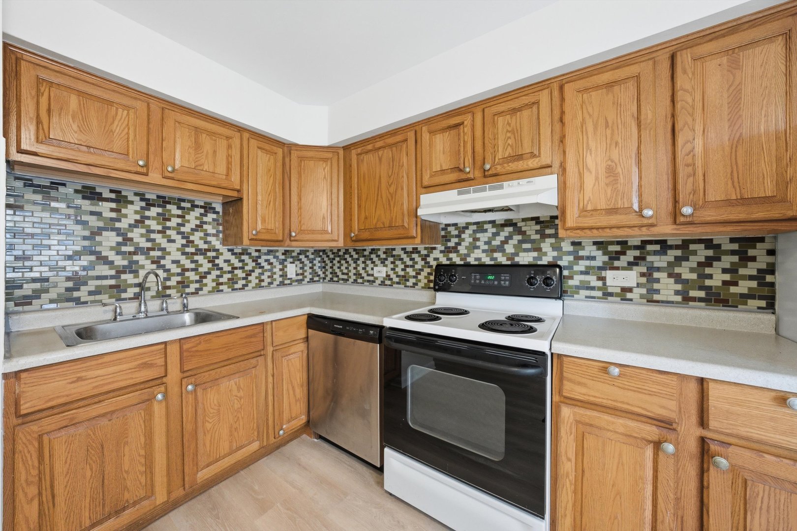 11810 S Komensky Avenue #102, Alsip, IL 60803