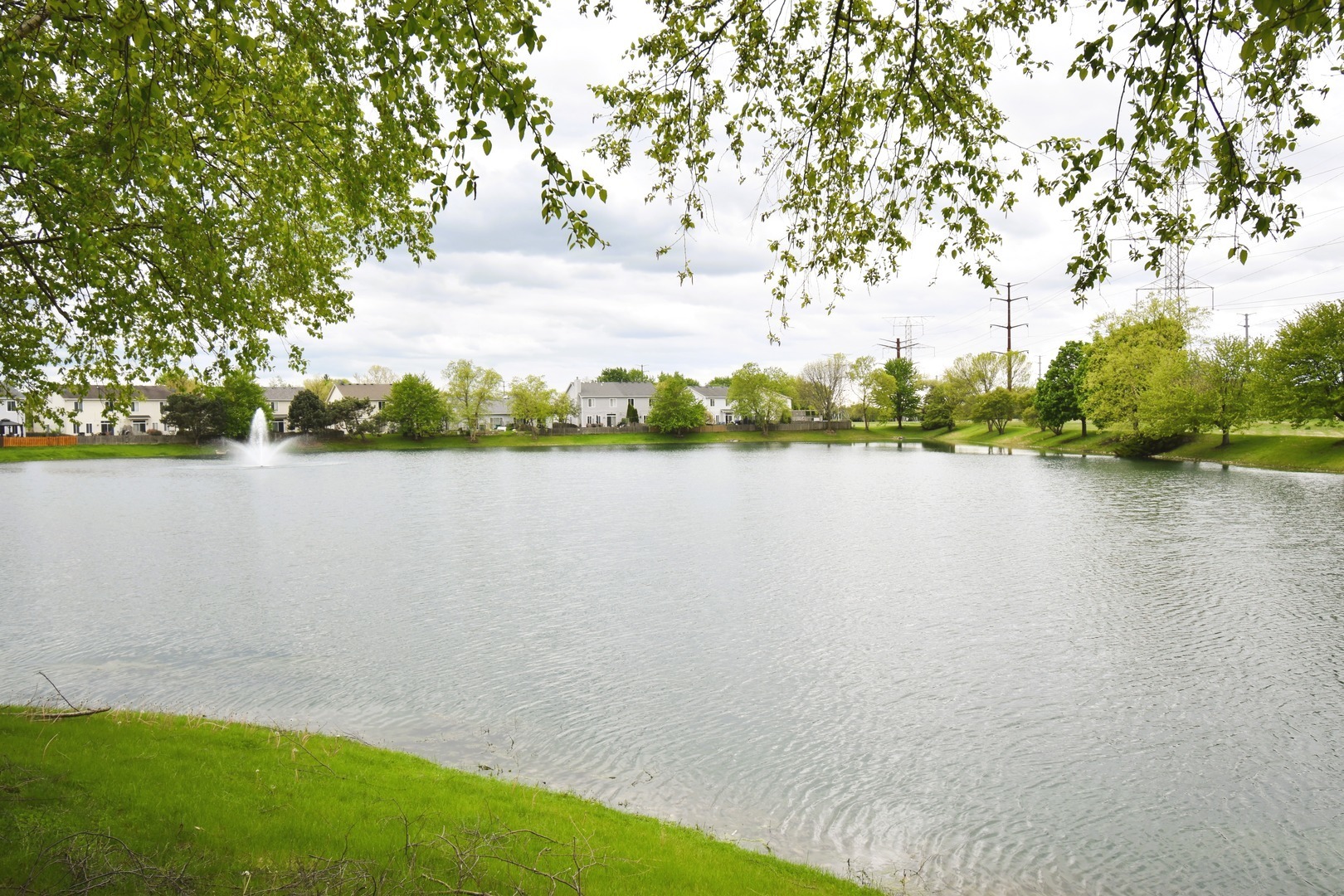 312 Richmond Drive, Romeoville, IL 60446