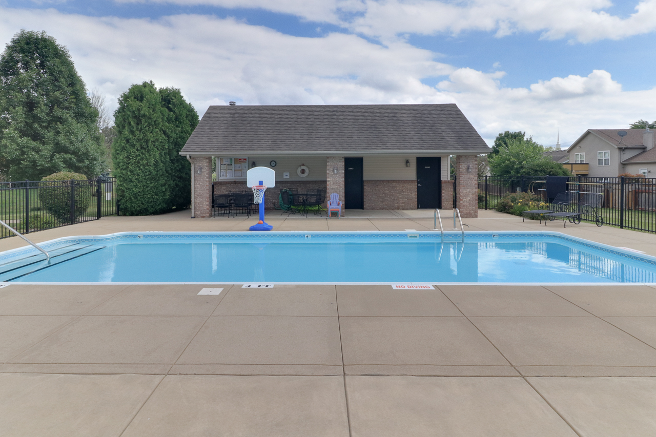 460 Beechwood Court, Normal, IL 61761