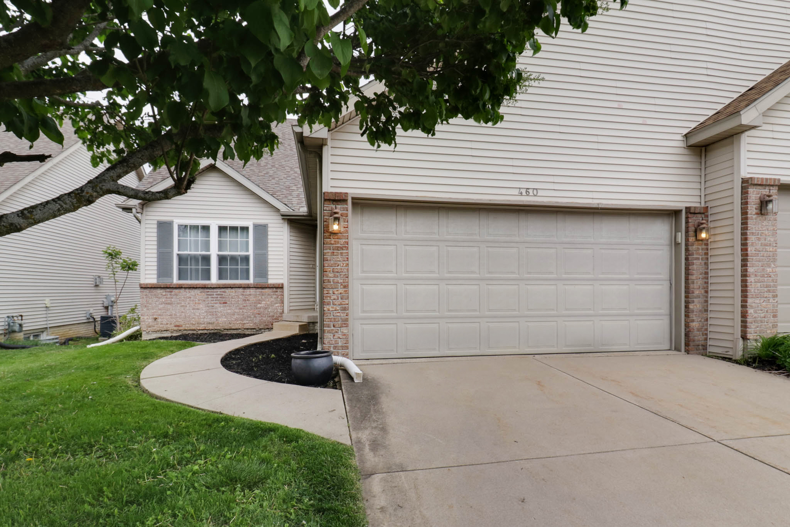460 Beechwood Court, Normal, IL 61761