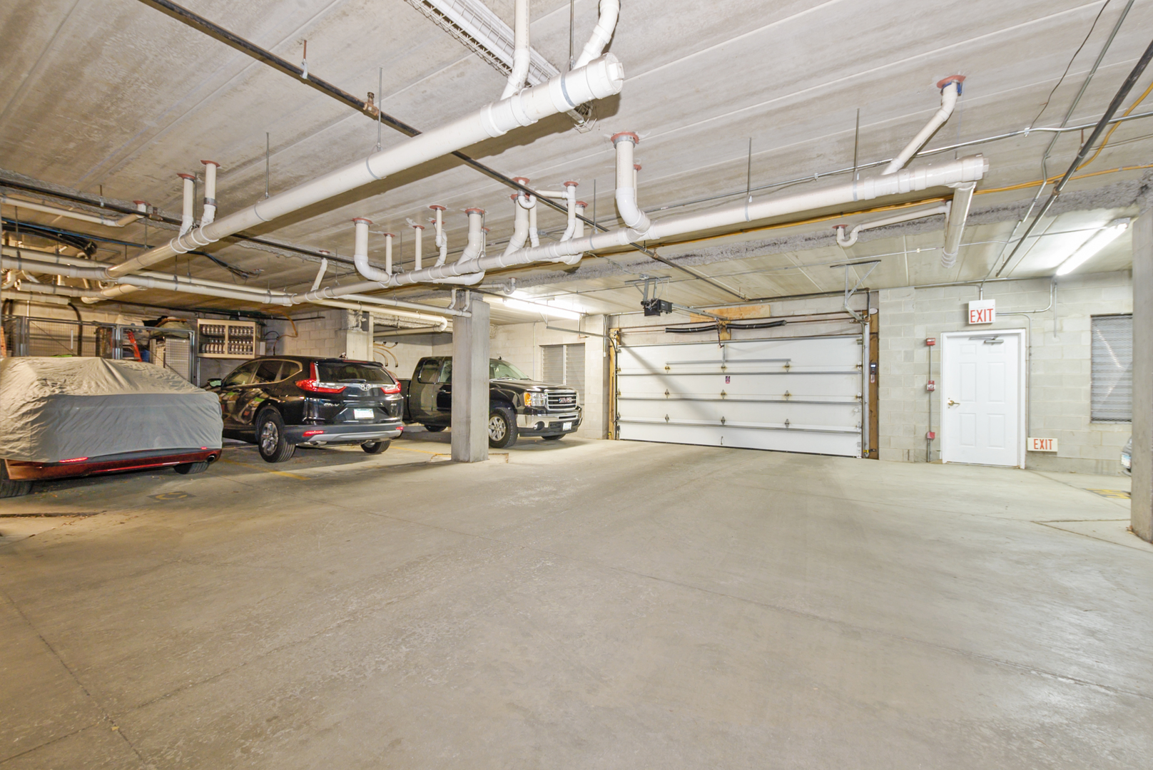 201 W Brush Hill Road #305, Elmhurst, IL 60126