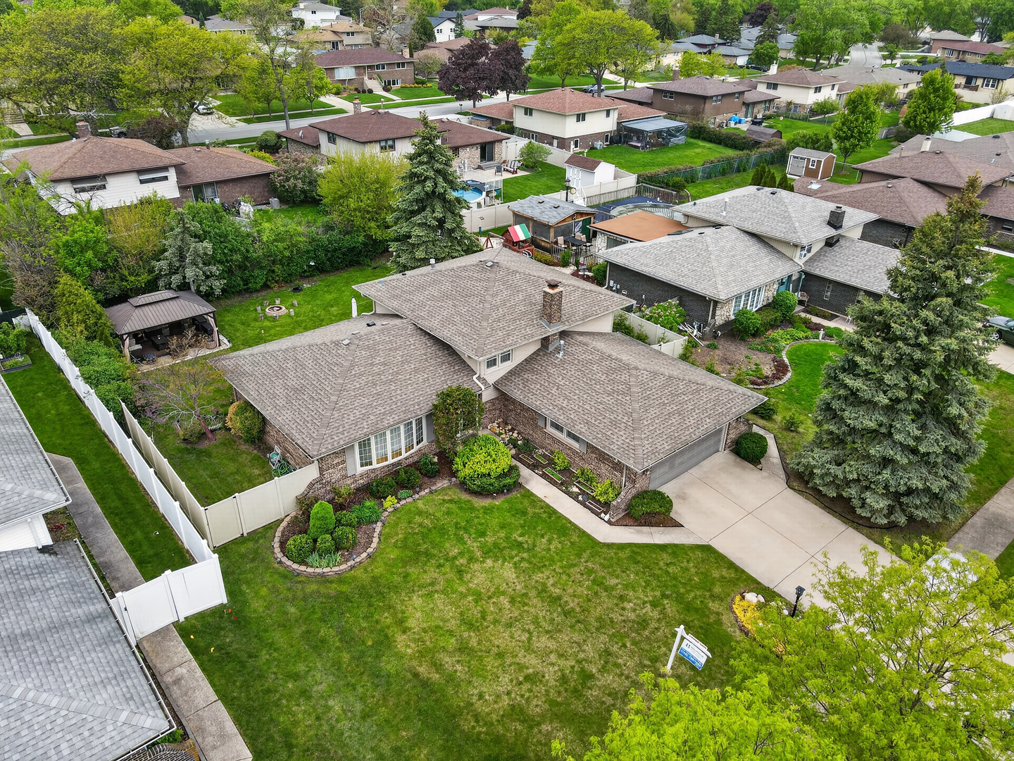 14142 Timothy Drive, Orland Park, IL 60462
