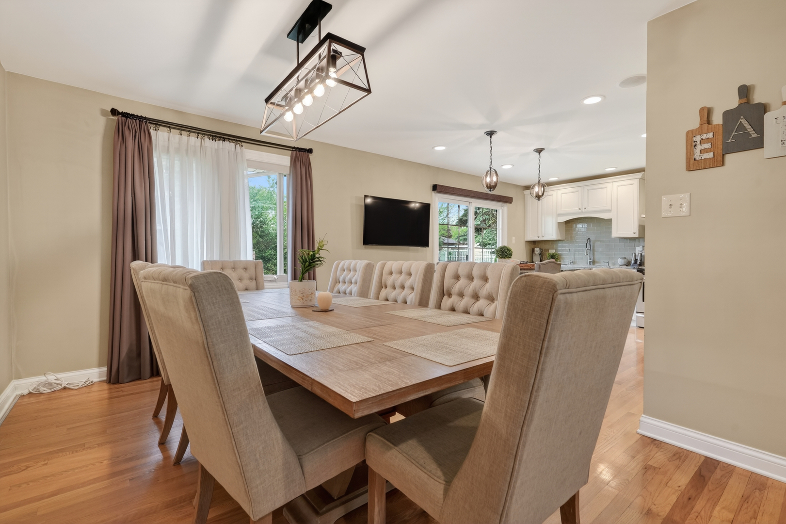 14142 Timothy Drive, Orland Park, IL 60462
