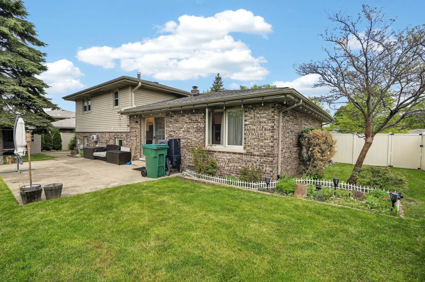 14142 Timothy Drive, Orland Park, IL 60462