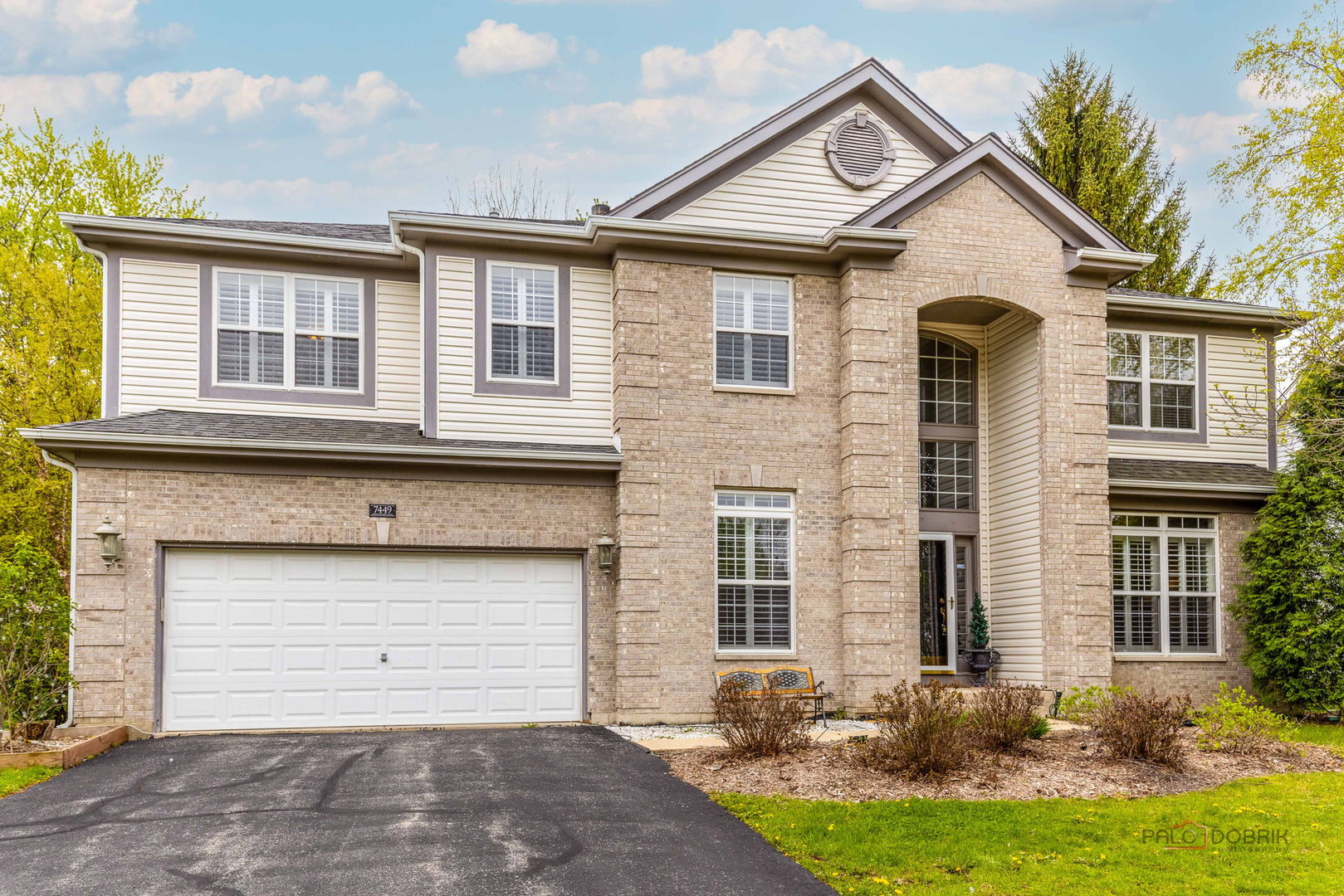 7449 Brentwood Lane, Gurnee, IL 60031
