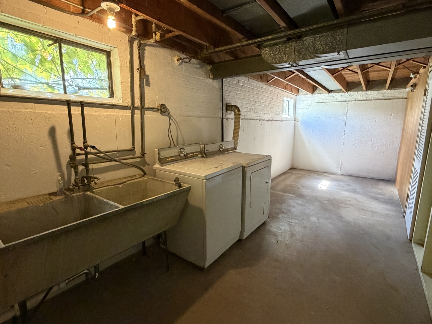 10045 S 53rd Avenue, Oak Lawn, IL 60453