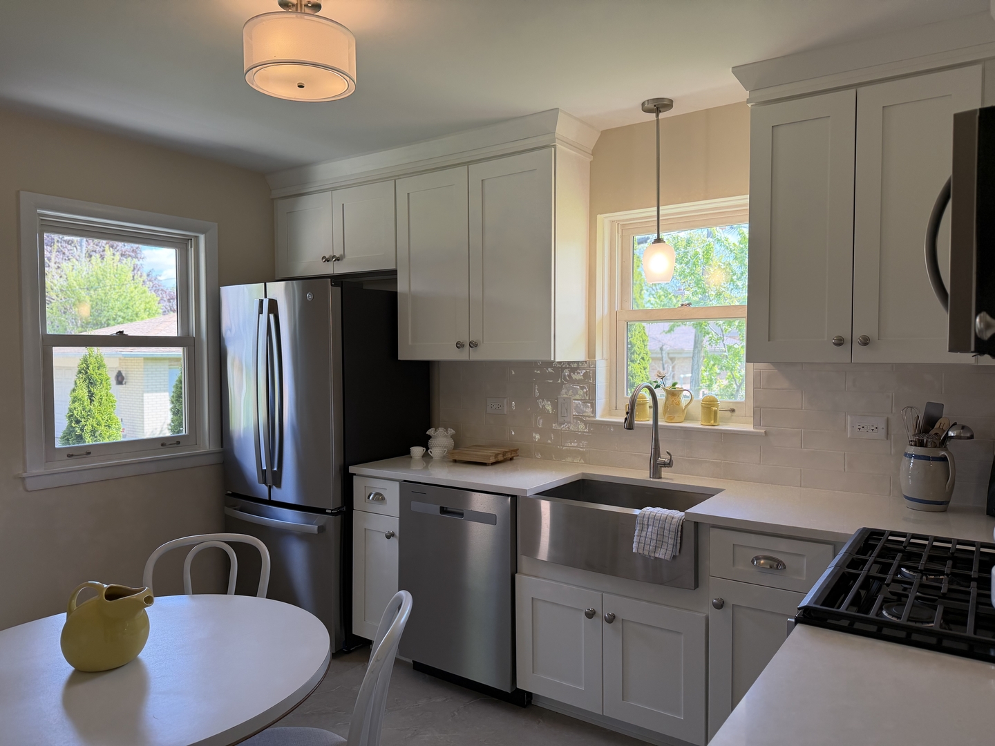 10045 S 53rd Avenue, Oak Lawn, IL 60453
