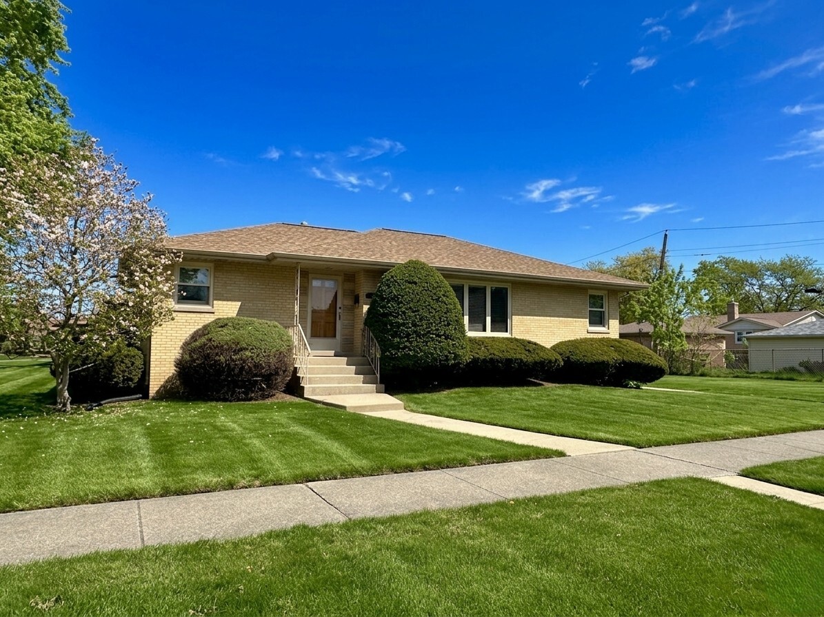 10045 S 53rd Avenue, Oak Lawn, IL 60453