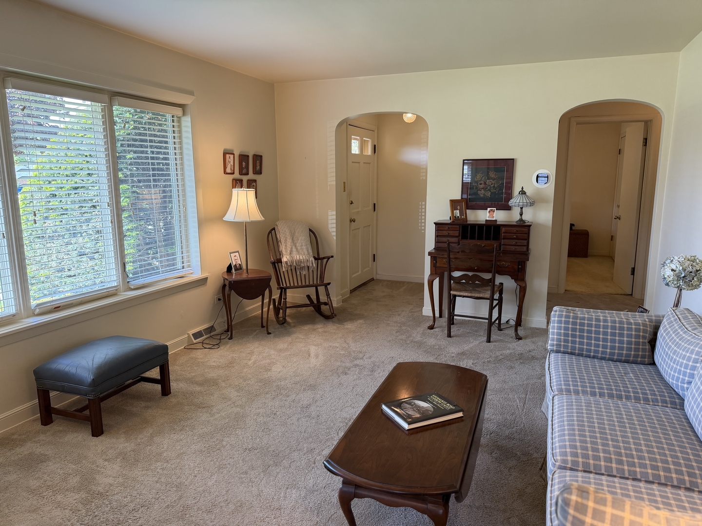10045 S 53rd Avenue, Oak Lawn, IL 60453