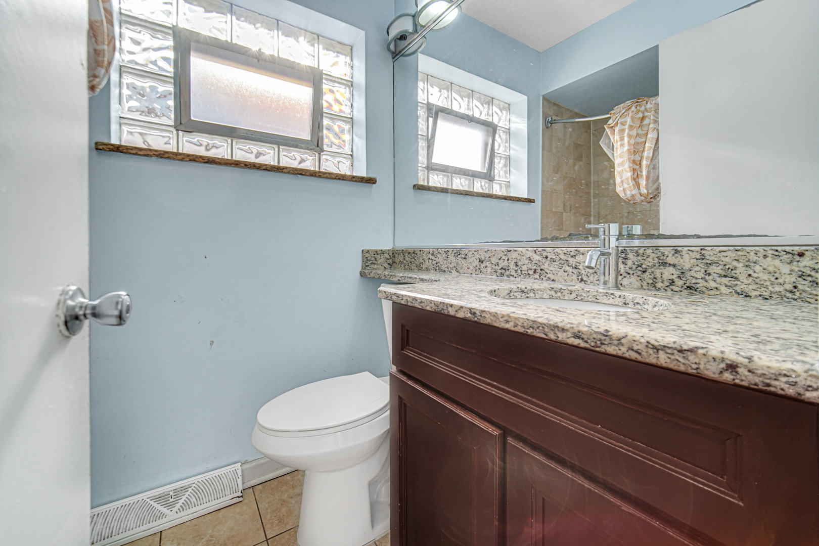 3210 N Narragansett Avenue, Chicago, IL 60634