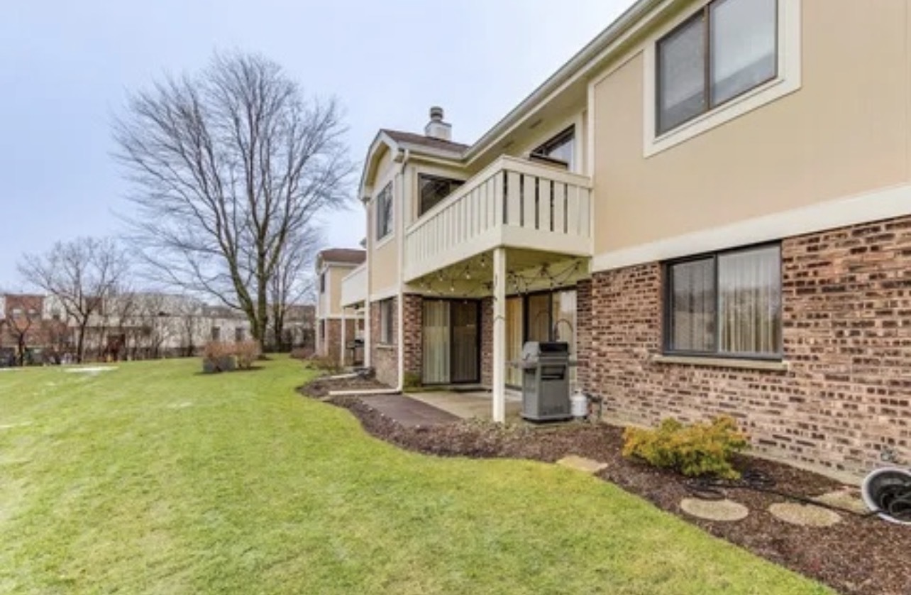 1022 Boxwood Court #A1, Wheeling, IL 60090
