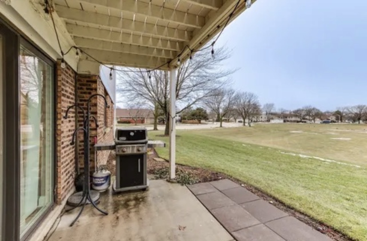 1022 Boxwood Court #A1, Wheeling, IL 60090