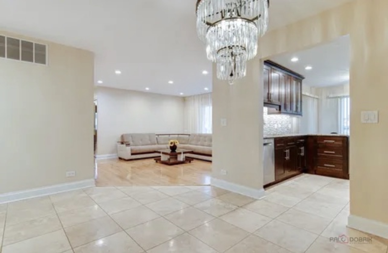1022 Boxwood Court #A1, Wheeling, IL 60090