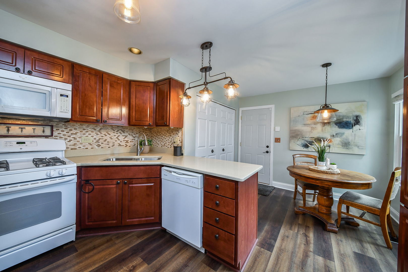 1194 Scott Court, Carol Stream, IL 60188