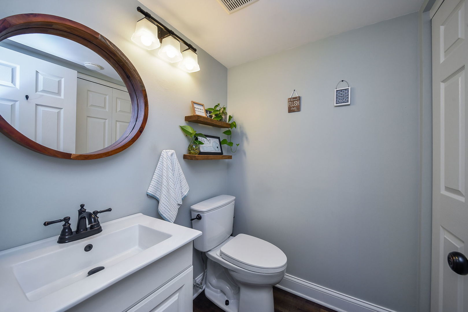 1194 Scott Court, Carol Stream, IL 60188