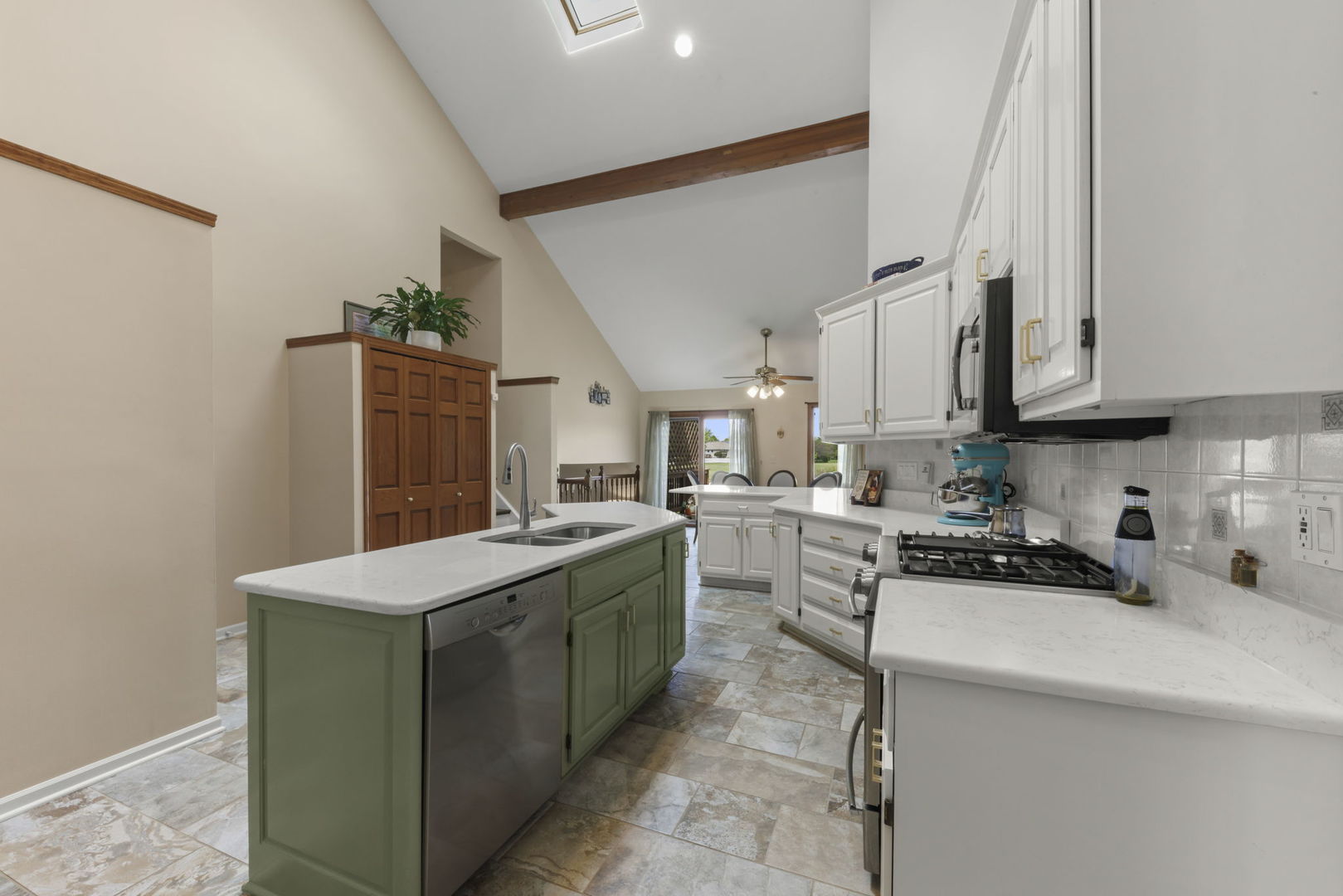 9040 Frances Lane, Orland Park, IL 60462