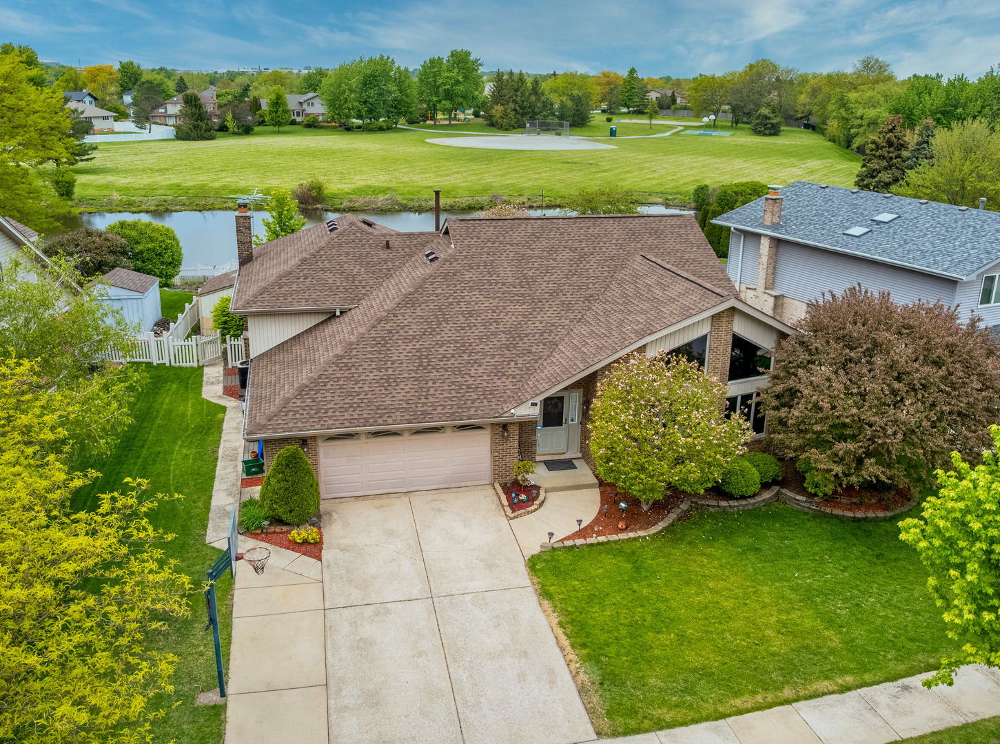 9040 Frances Lane, Orland Park, IL 60462