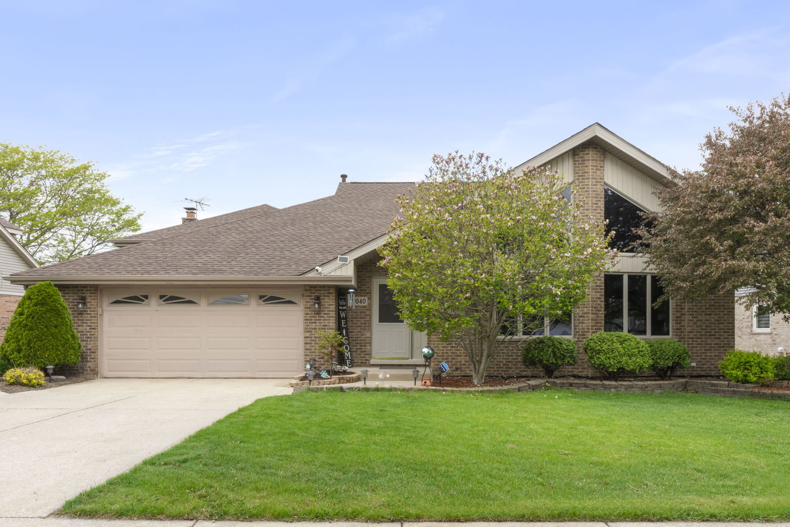 9040 Frances Lane, Orland Park, IL 60462