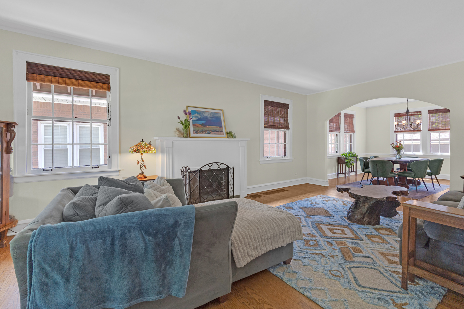 9150 S Hoyne Avenue, Chicago, IL 60643