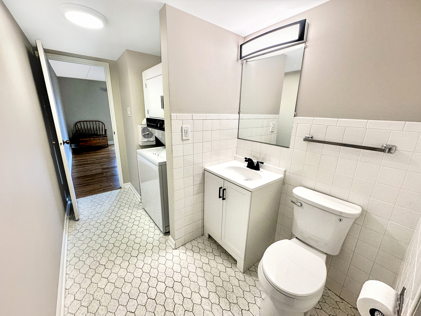 500 Redondo Drive #202, Downers Grove, IL 60516