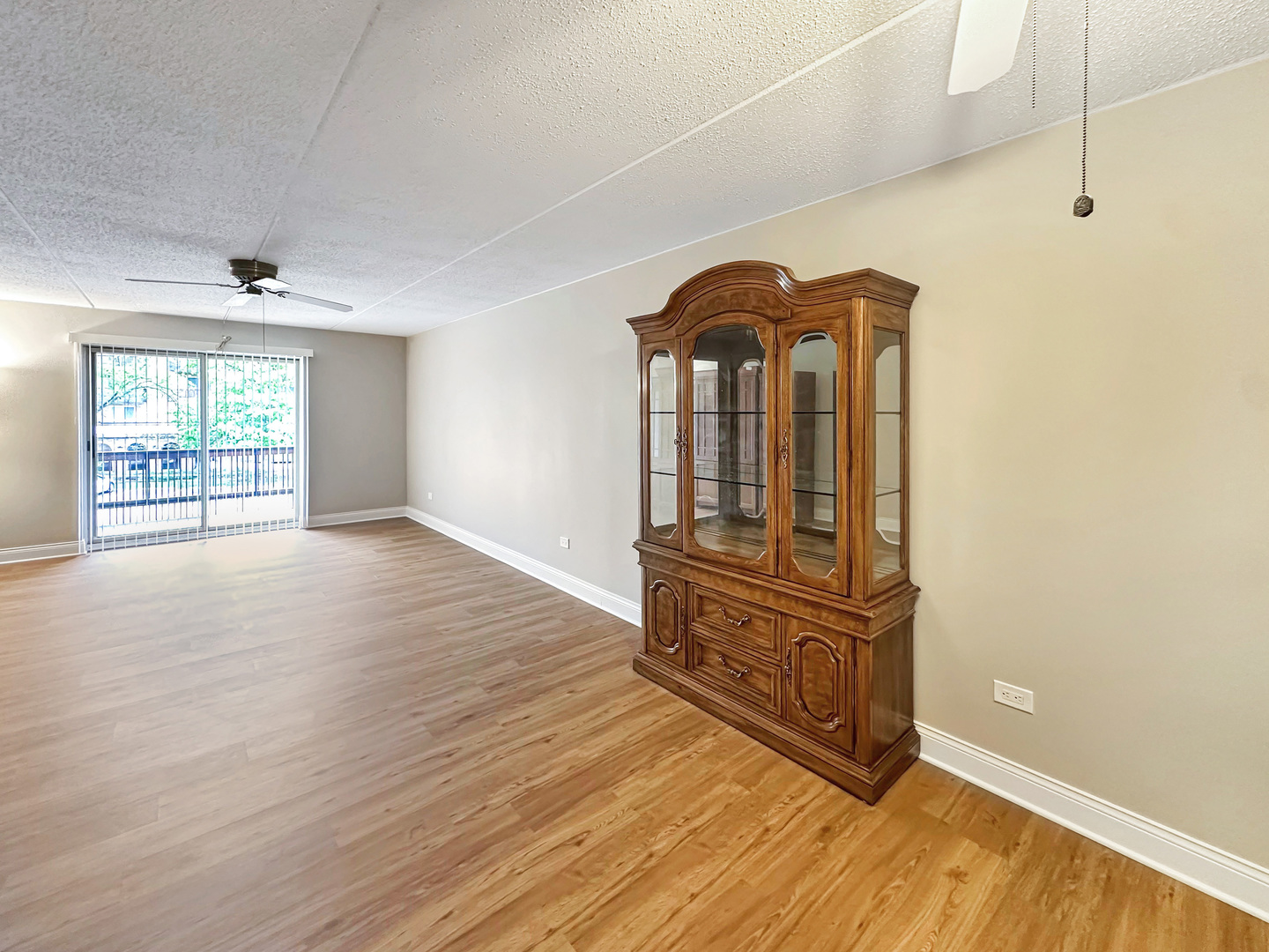 500 Redondo Drive #202, Downers Grove, IL 60516
