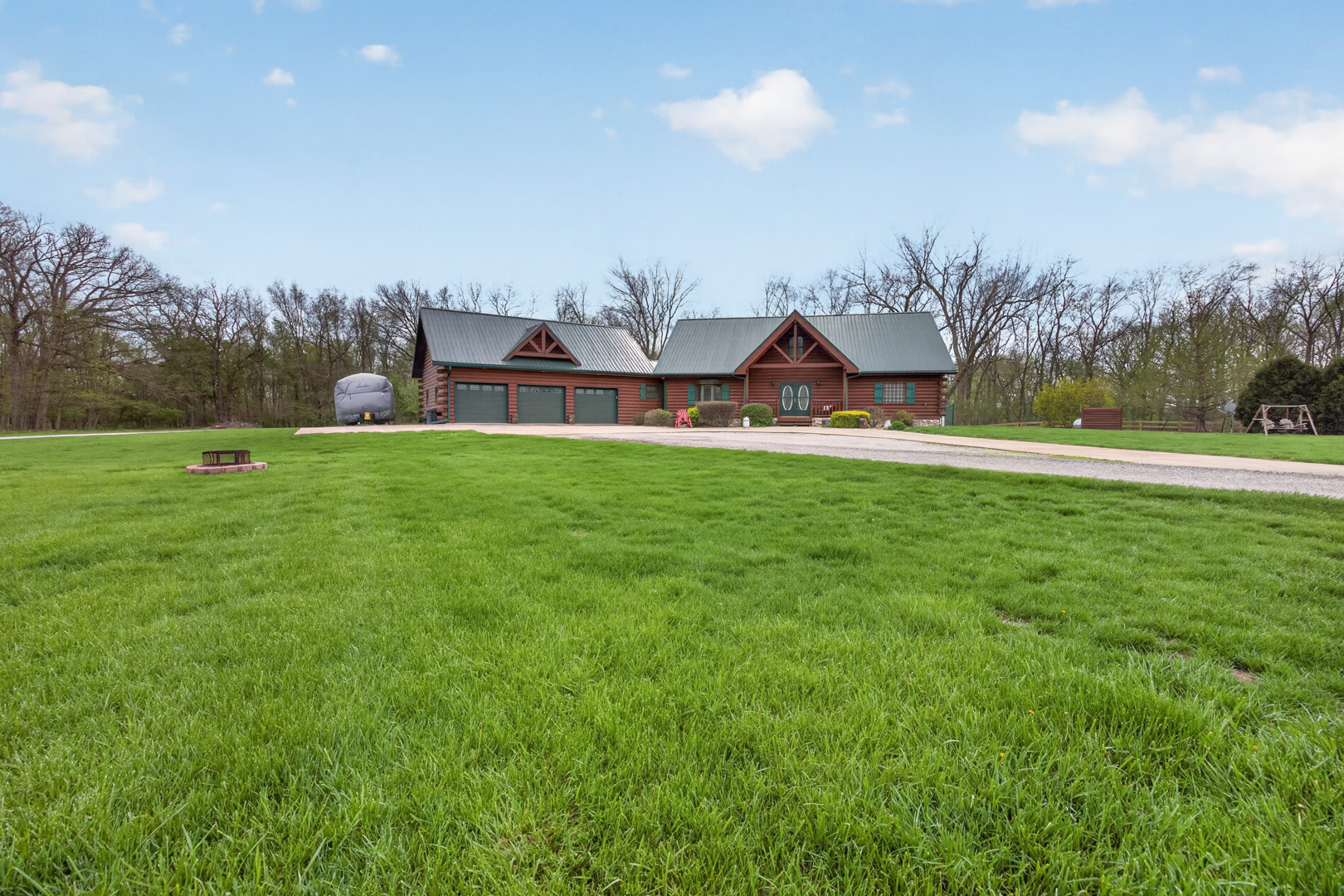 20805 Mackinaw Bluffs Road, Lexington, IL 61753