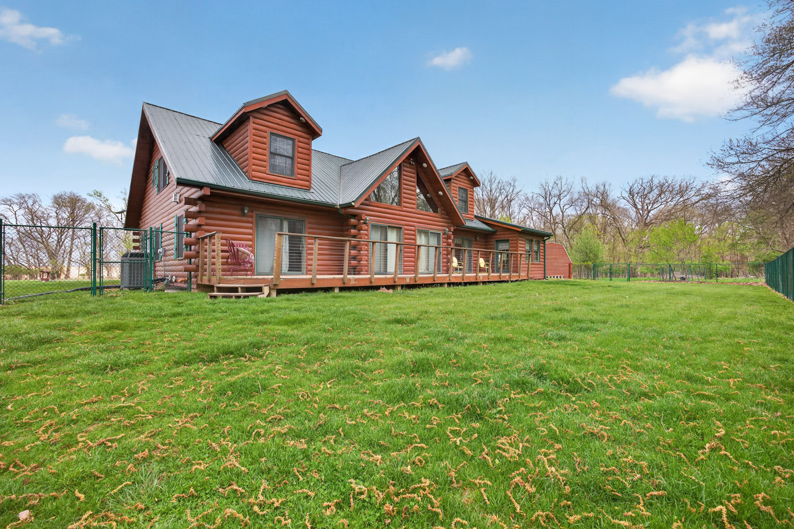 20805 Mackinaw Bluffs Road, Lexington, IL 61753