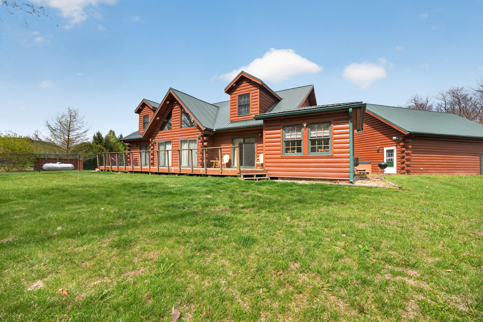20805 Mackinaw Bluffs Road, Lexington, IL 61753