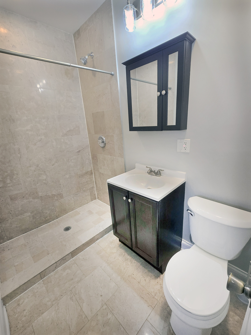 1937 W Granville Avenue #1GE, Chicago, IL 60660