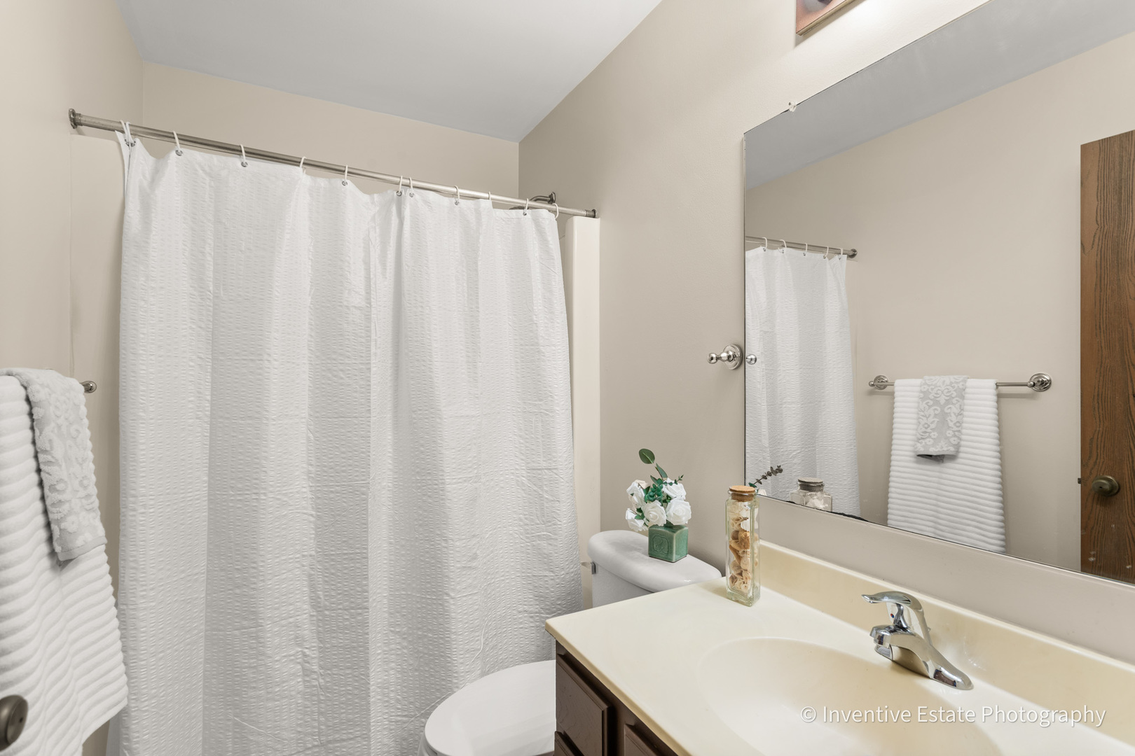 3128 Quincy Lane, Aurora, IL 60504