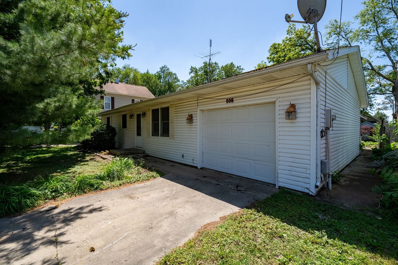 508 N Pearl Street, Forrest, IL 61741