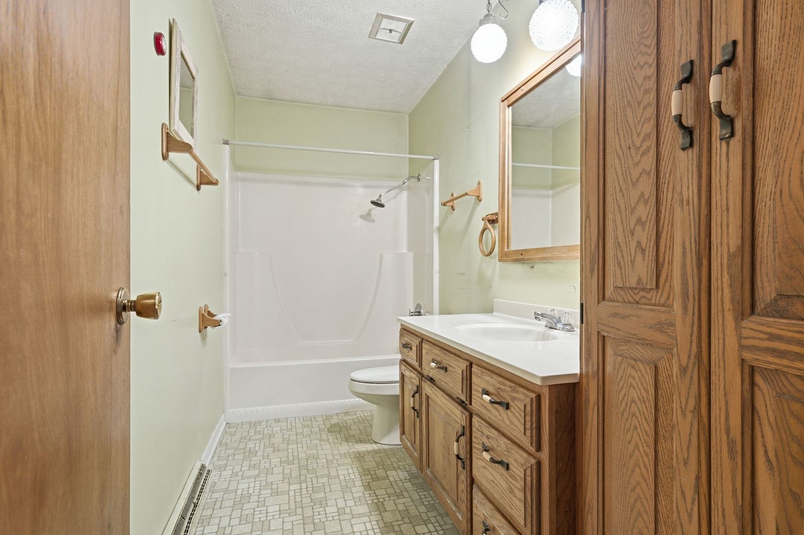 508 N Pearl Street, Forrest, IL 61741