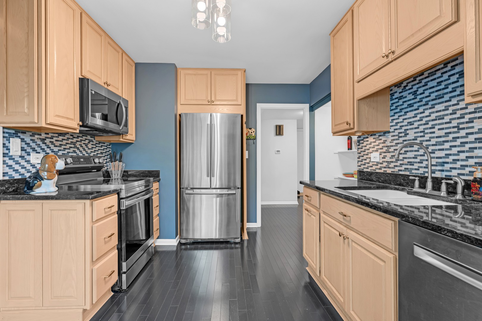 744 OLD BARN Road #A, Lake Barrington, IL 60010