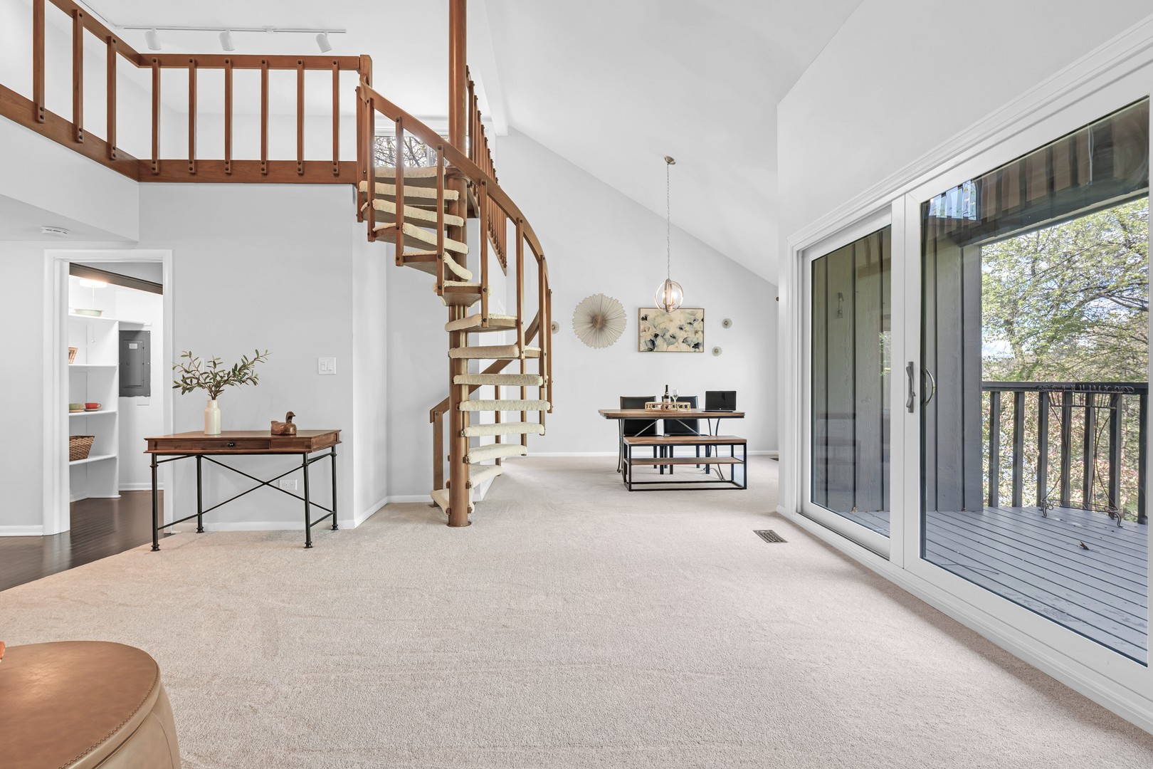 744 OLD BARN Road #A, Lake Barrington, IL 60010