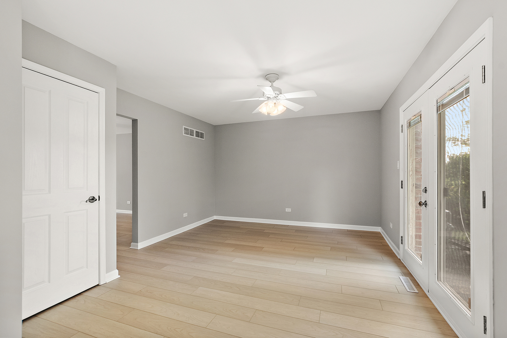 16324 Brementowne Drive, Tinley Park, IL 60477