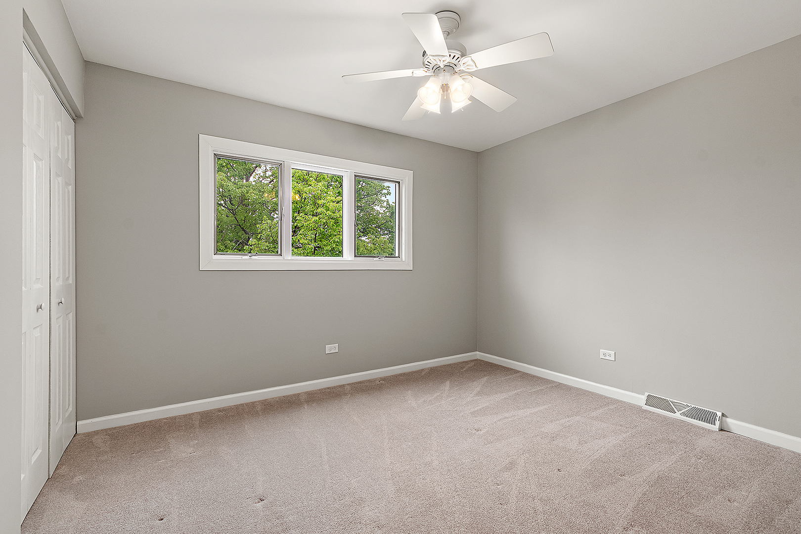 16324 Brementowne Drive, Tinley Park, IL 60477