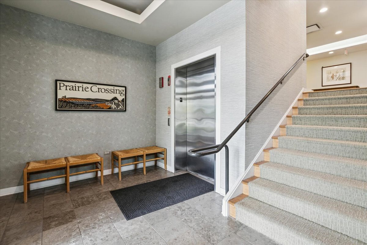 977 Harris Road #34, Grayslake, IL 60030