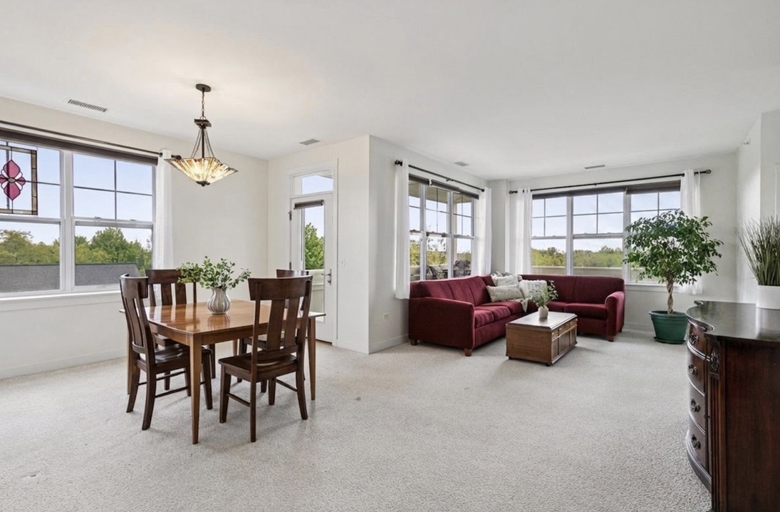 977 Harris Road #34, Grayslake, IL 60030