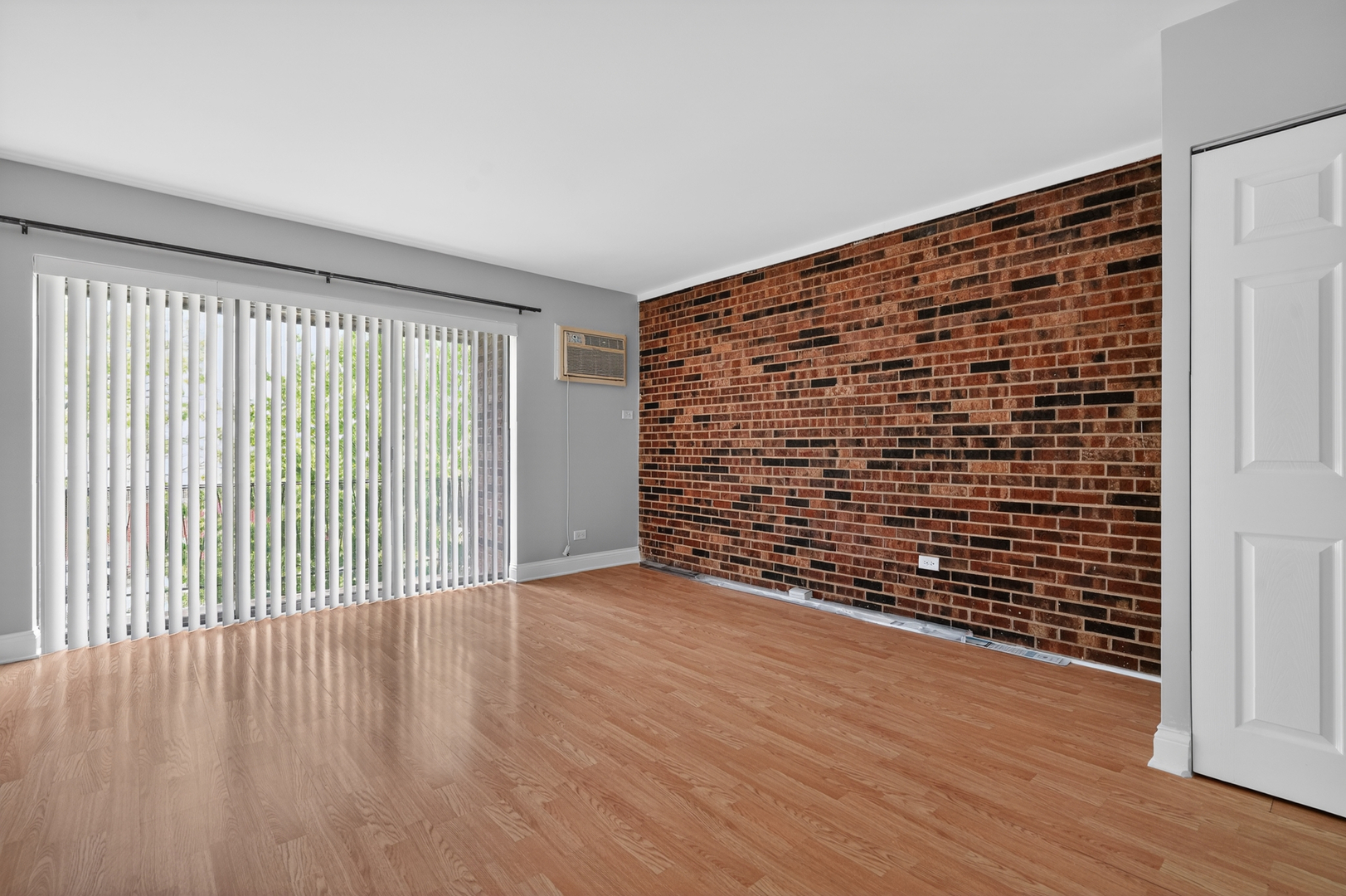 7117 W 93rd Street #405, Oak Lawn, IL 60453