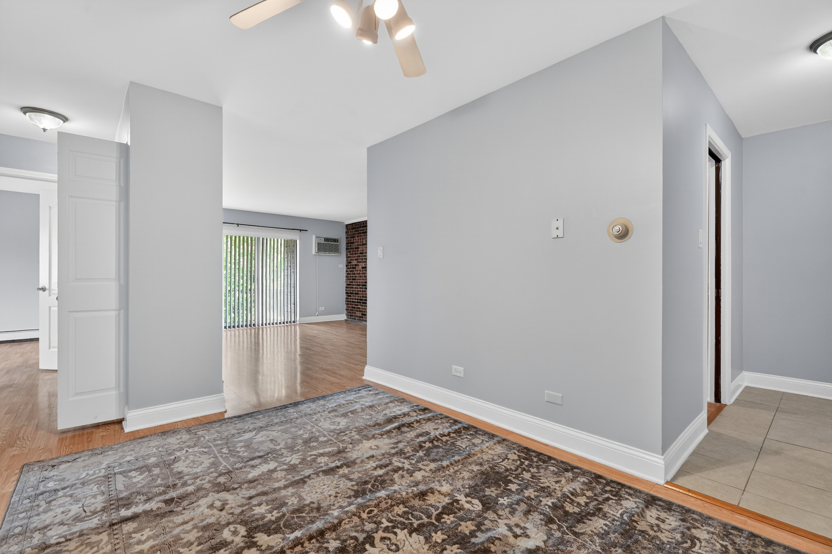 7117 W 93rd Street #405, Oak Lawn, IL 60453