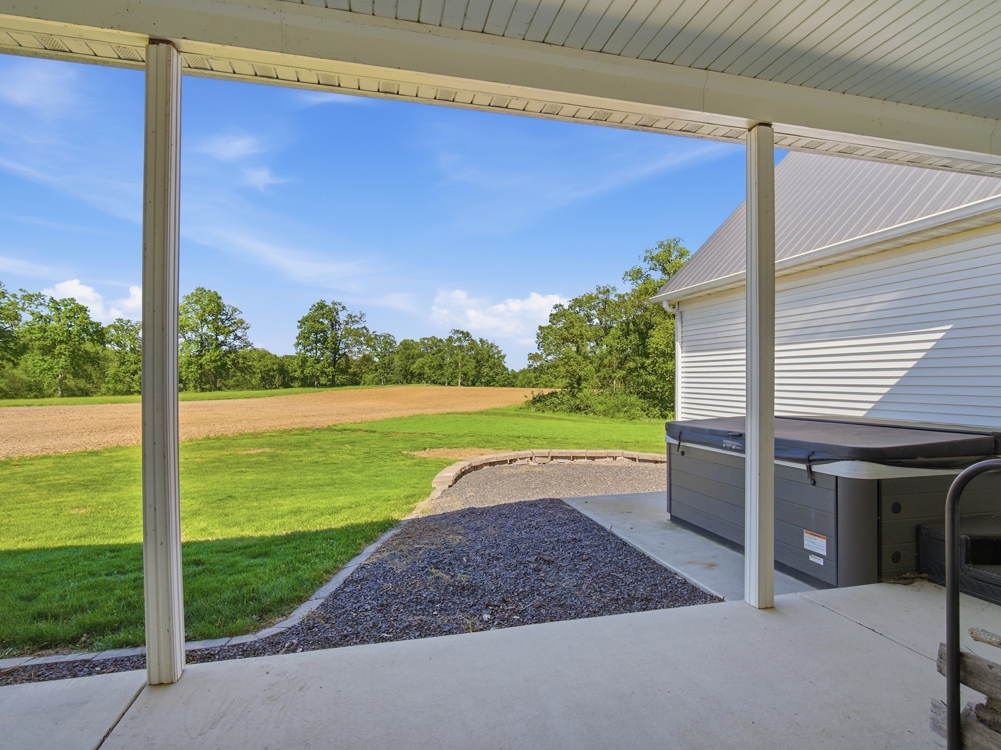 6487 Little Galilee Road, Clinton, IL 61727