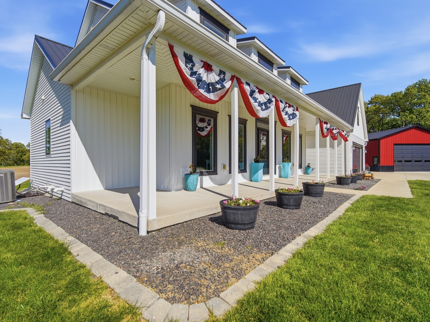 6487 Little Galilee Road, Clinton, IL 61727